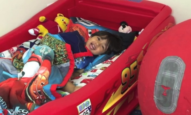 ‘Youtube’ Ryan ToysReview