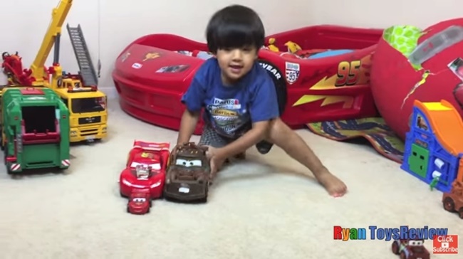 ‘Youtube’ Ryan ToysReview