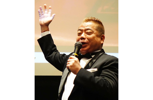 Image result for 出川哲朗 メタボ体型