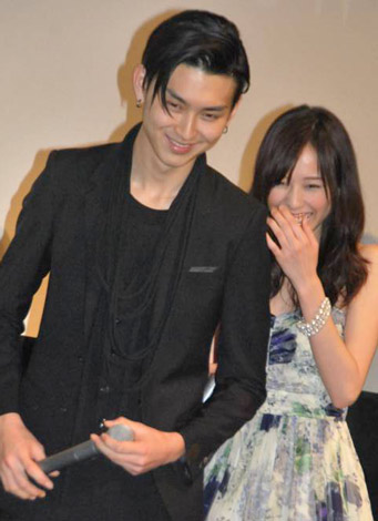 戸田恵梨香 松田翔太에 대한 이미지 검색결과