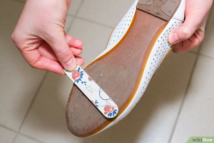 v4-728px-make-shoes-less-slippery-step-3-version-3