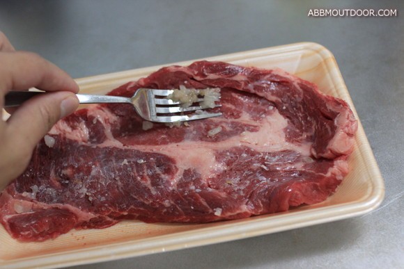 Image result for 牛肉　フォークで刺して牛脂