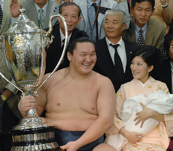 白鵬の妻에 대한 이미지 검색결과