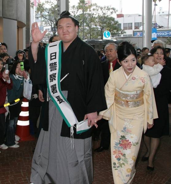 白鵬の妻에 대한 이미지 검색결과