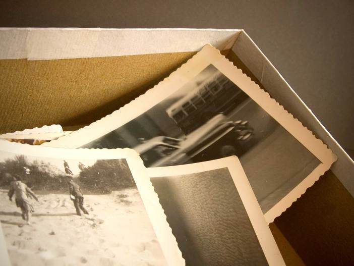 01-antique-photos-avoid-attic