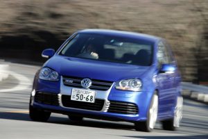 中古車のゴルフr32の人気は 相場はどれくらい Hachibachi