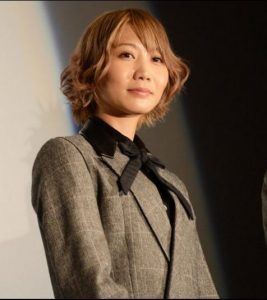 09d7d1837dc46213d8d5425681bc3411