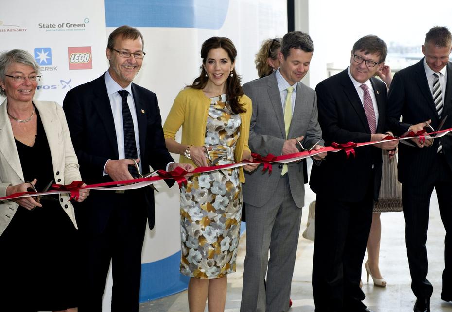 233672_930_9300_29_0_1541_1065_3