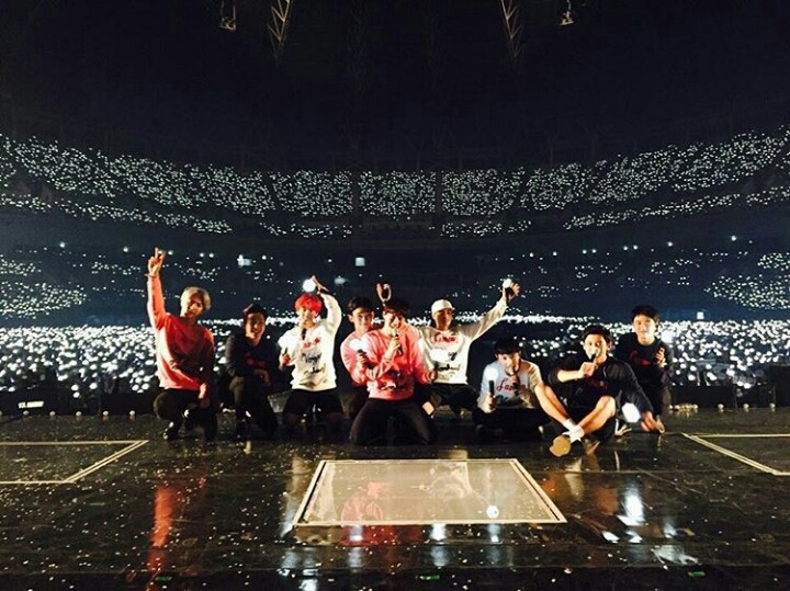 온라인 커뮤니티 소년천지 / M1 / M2 -> EXO