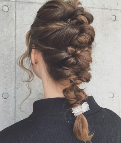 ヘアアレンジ 2回くるりんぱ