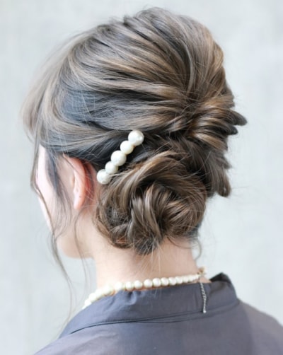 シニヨン ヘアアレンジ