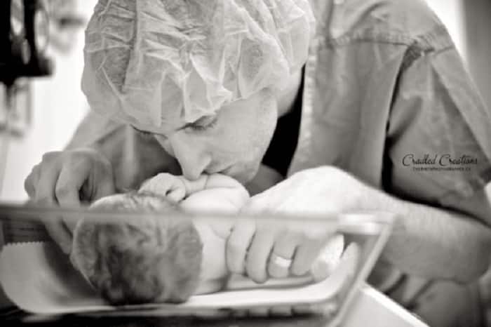 dads seeing their newborns
