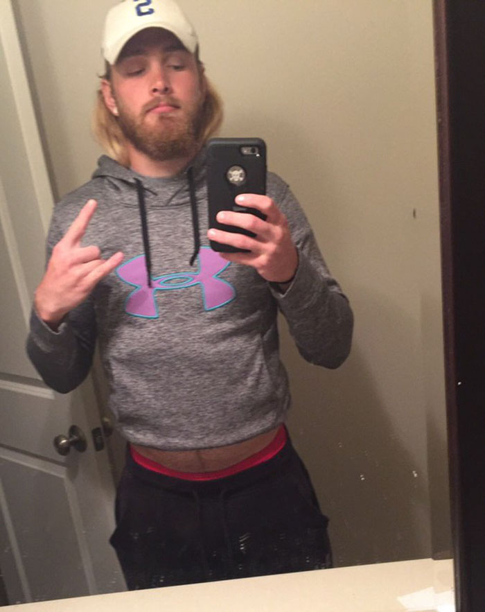 takeherhoodie-guys-movement-16-57f63bc72fc71__700