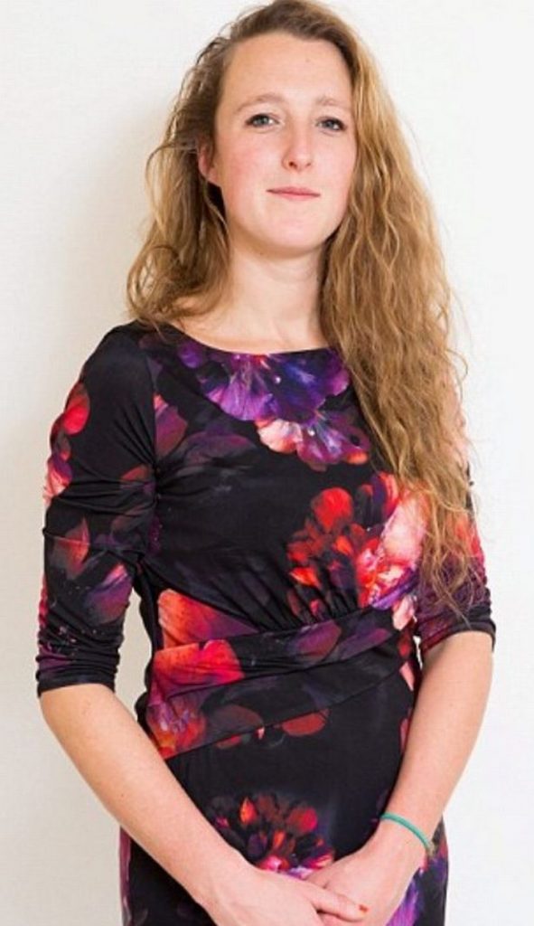 amethyst-realm-from-bristol-claimed-she-has-sex-with-ghosts-during-an-interview-on-this-morning