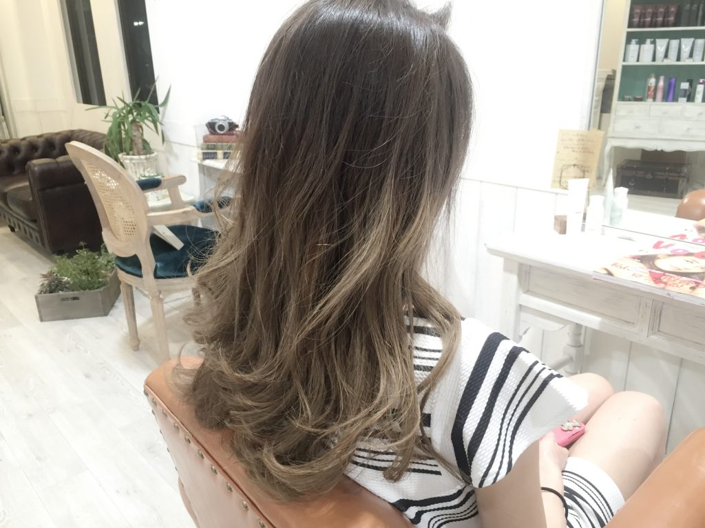 グラデーションカラー에 대한 이미지 검색결과