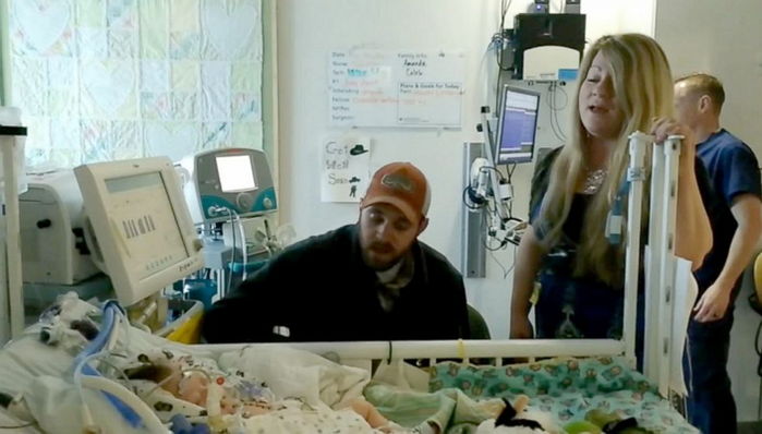 보 심장수술 받았을 당시 / Facebook 'Amanda Bowman Gray'