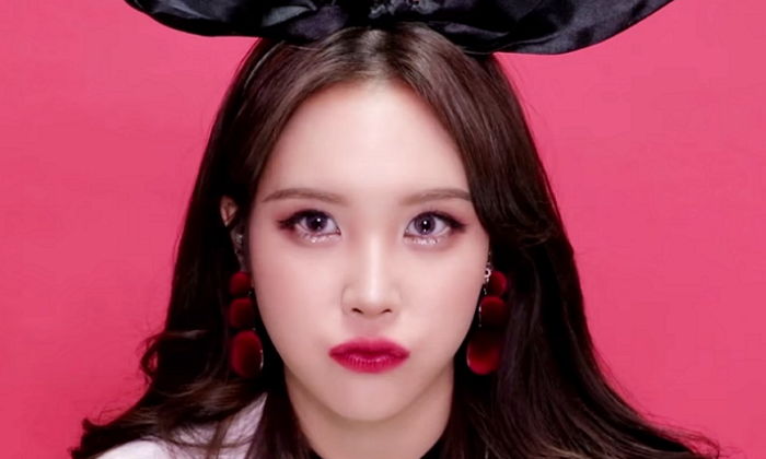 Youtube 'Lena's Pocket Beauty'