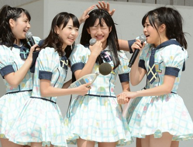 Image result for 女性グループ いじめ