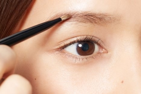 「理想的な眉の形」の画像検索結果