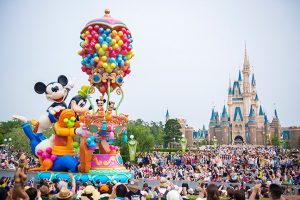 img_parade2