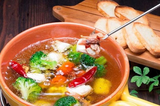 Image result for アヒージョ ワイン