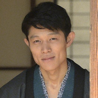 鈴木亮平에 대한 이미지 검색결과