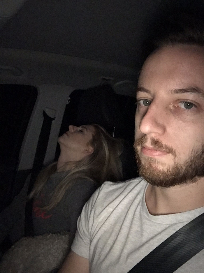 road-trip-sleeping-wife-pictures-husband-mrmagoo21-11-5a434c9312c16__700