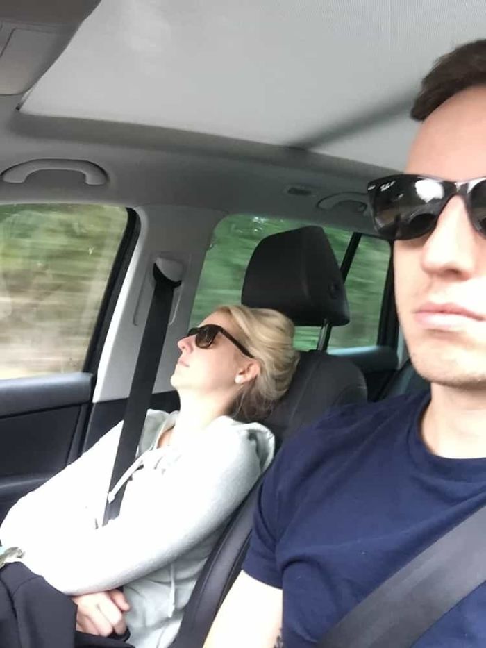 road-trip-sleeping-wife-pictures-husband-mrmagoo21-13-5a434c9708ef8-jpeg__700