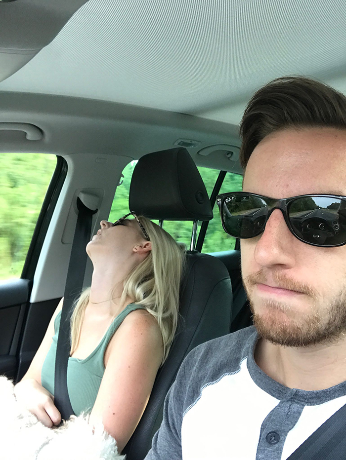 road-trip-sleeping-wife-pictures-husband-mrmagoo21-16-5a434c9e2857b__700