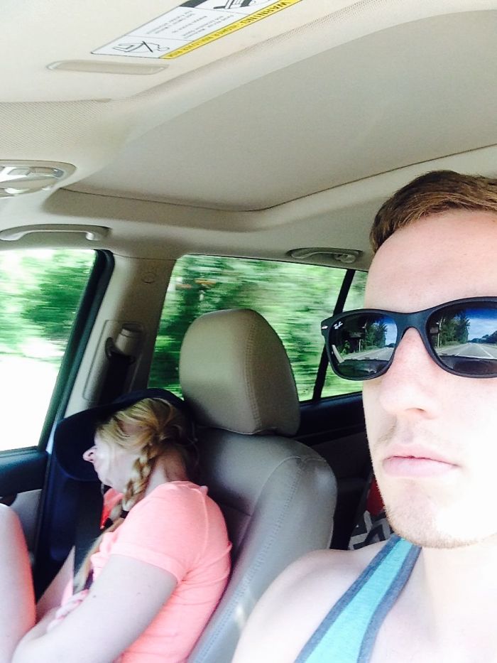 road-trip-sleeping-wife-pictures-husband-mrmagoo21-4-5a434c82b55db__700