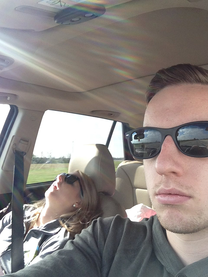 road-trip-sleeping-wife-pictures-husband-mrmagoo21-7-5a434c894536e__700