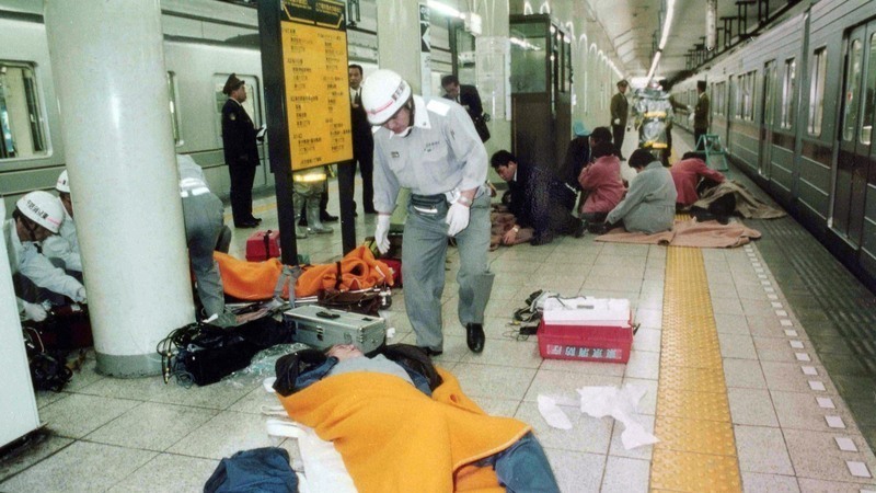 Image result for 地下鉄サリン事件