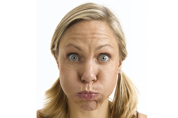The facial yoga pose 