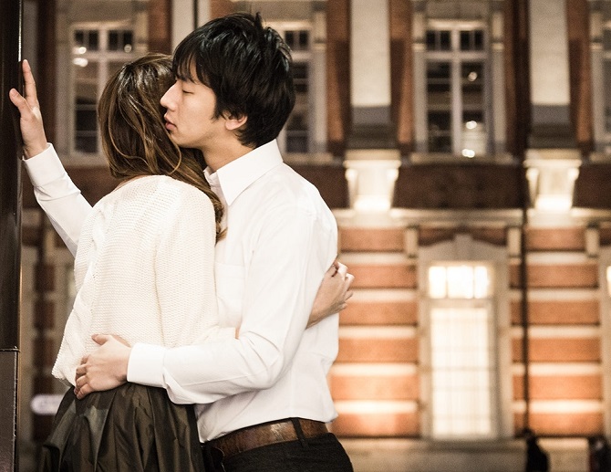 キス 抱き合う에 대한 이미지 검색결과