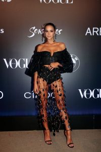bruna-marquezine-deixa-bumbum-a-mostra-no-baile-da-vogue-1_370749