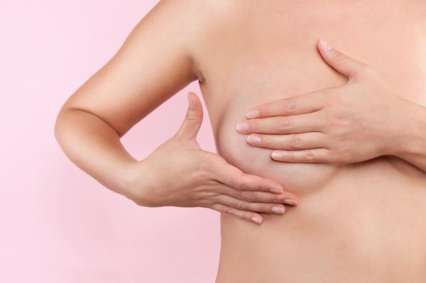 img_por_que_tengo_un_seno_mas_grande_que_el_otro_18395_paso_0_600