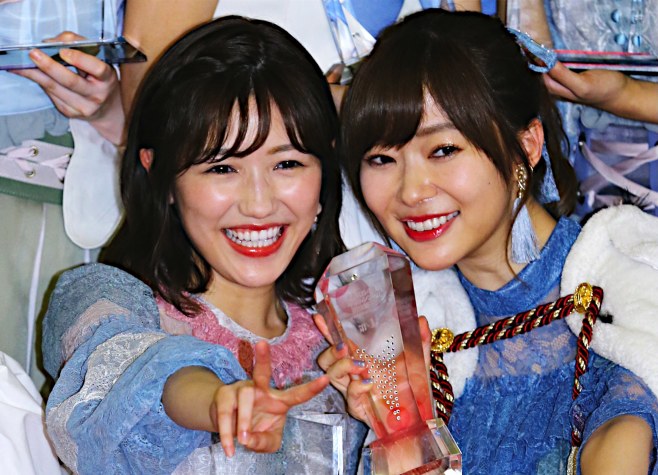 Image result for 渡辺麻友 指原莉乃