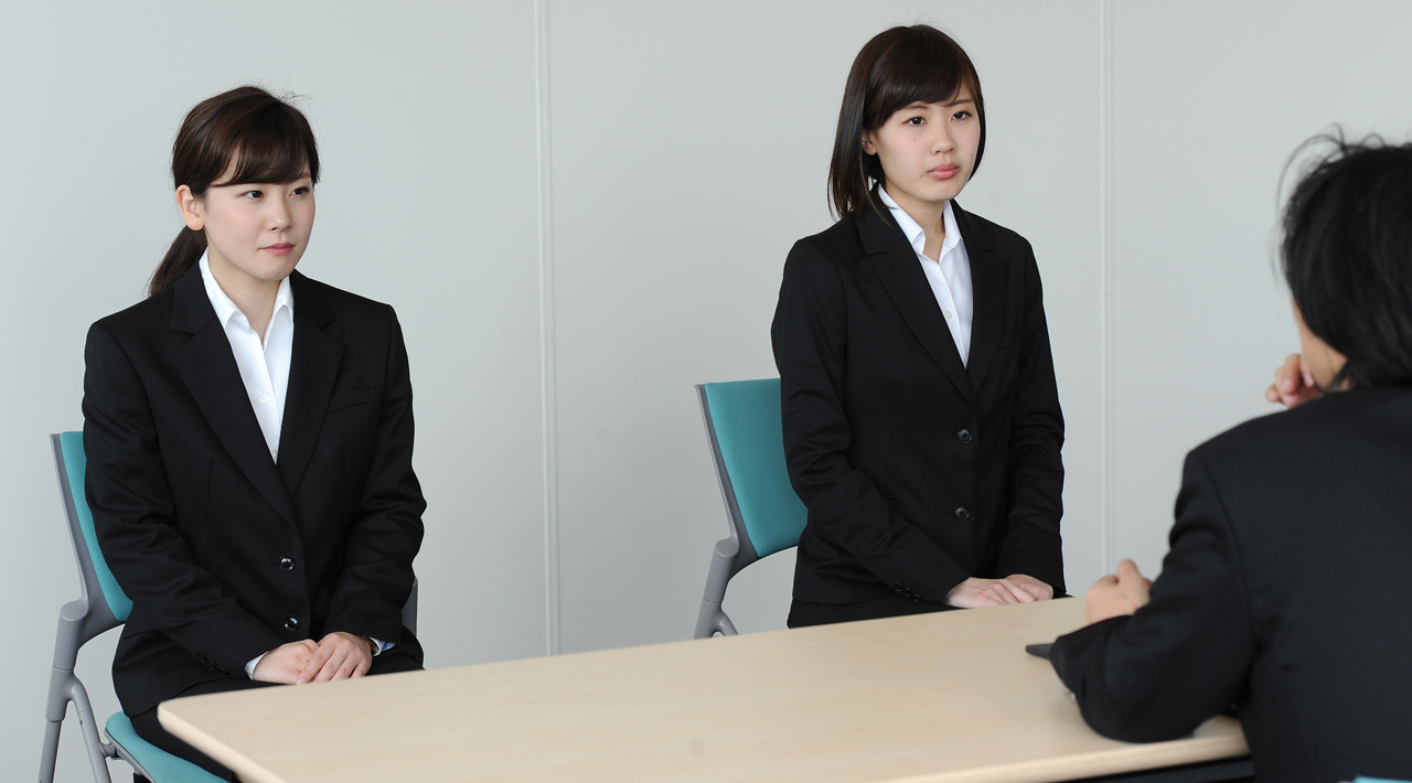 Image result for 耳 学生 面接