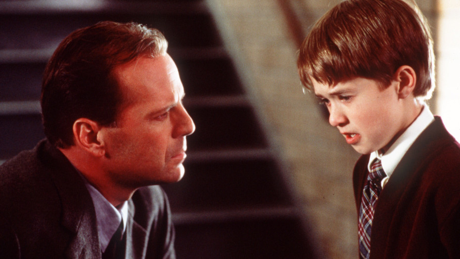 El increíble cambio de imagen del niño de "Sexto sentido"