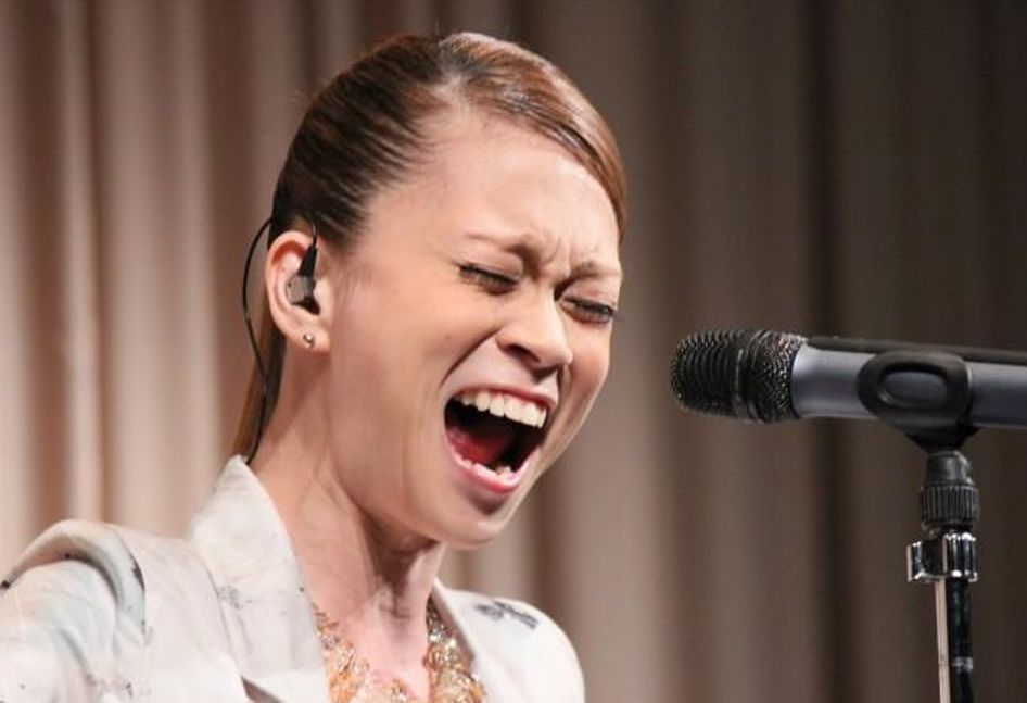 小柳ゆき カーネギーホール에 대한 이미지 검색결과