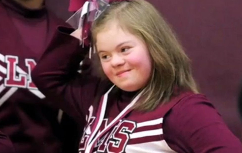 jogadores de basquete-ajuda-cheerleader-1