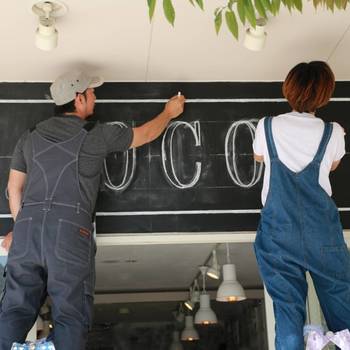 é
ç½®ã®ãã¤ã³ãã¯ãåç´ã»æ°´å¹³ã»ã»ã³ã¿ã¼ãæ¼ããããã¨ãããã ãã§ç«¯æ£ã«ãã©ã³ã¹ããè¦ãã¾ããæ°´å¹³ãåºããæ°´æºå¨ãã¯ã«ã¡ã©ç¨åã³ã¼ãã¼ããã¼ã ã»ã³ã¿ã¼ãªã©ã§æã«å
¥ãã¾ãããªããã°ãä¸è§å®è¦ãªã©ã使ã£ã¦ãOKã