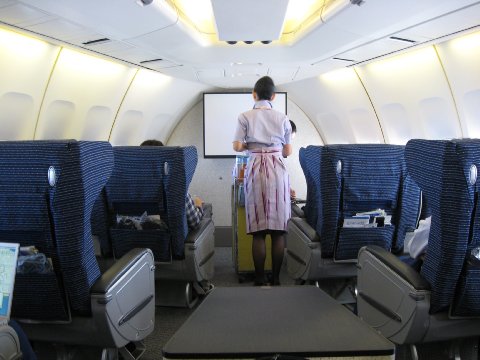 ãé£è¡æ© ä¹±æ°æµãã®ç»åæ¤ç´¢çµæ