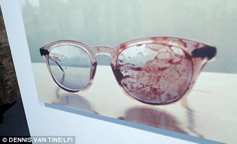 Macabre: A photograph at Lennon