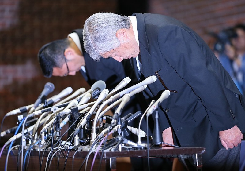 井上奨コーチ ゲイビデオに出演していた黒歴史も Hachibachi