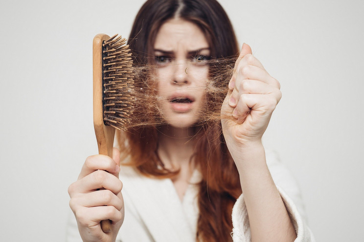 Girl-with-a-comb-and-problem-hair.jpg