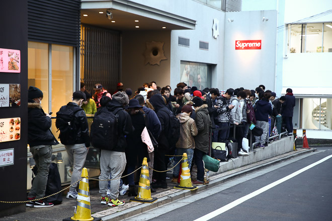 ãè¡å supremeãã®ç»åæ¤ç´¢çµæ