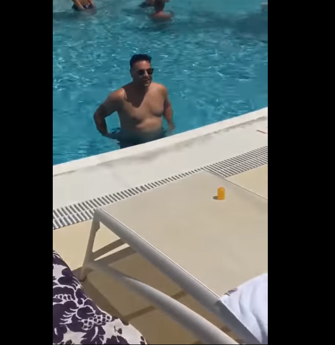 short que se disuelve en agua