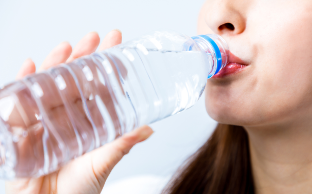 å¤ãæ°´åè£çµ¦ããì ëí ì´ë¯¸ì§ ê²ìê²°ê³¼