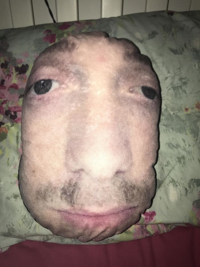 Bought My Girlfriend A Pillow Of Myself For When She Went To University. Didn’t Work Out As I’d Hoped